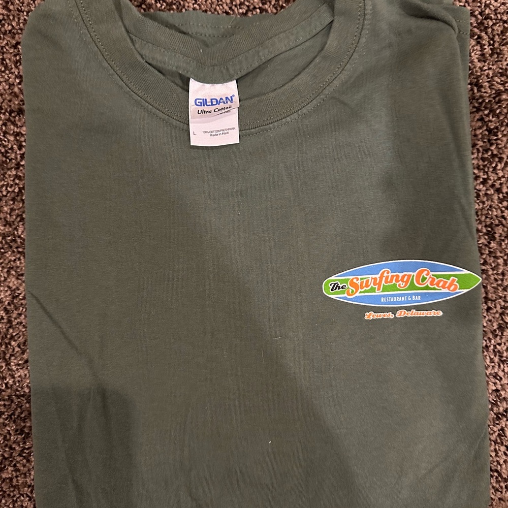 Gildan Surfing Crab Graphic Tee